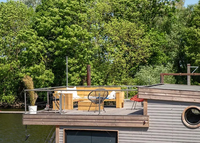 Hausboot Off Im Diamantgraben An Der Elbe Hotel na wodzie